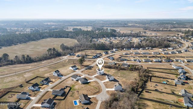 101 Dole Court, Richlands, NC 28574