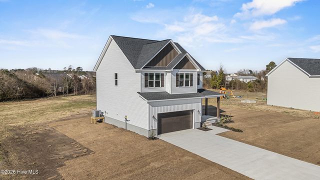 101 Dole Court, Richlands, NC 28574