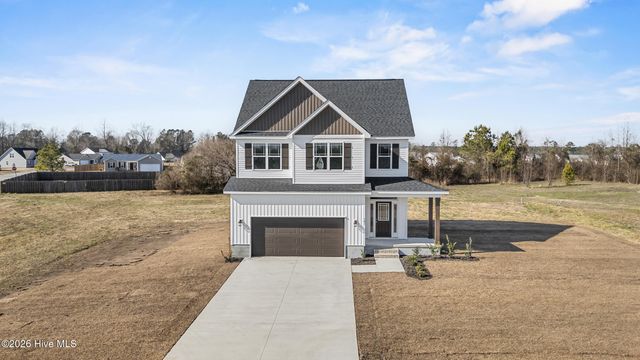 101 Dole Court, Richlands, NC 28574