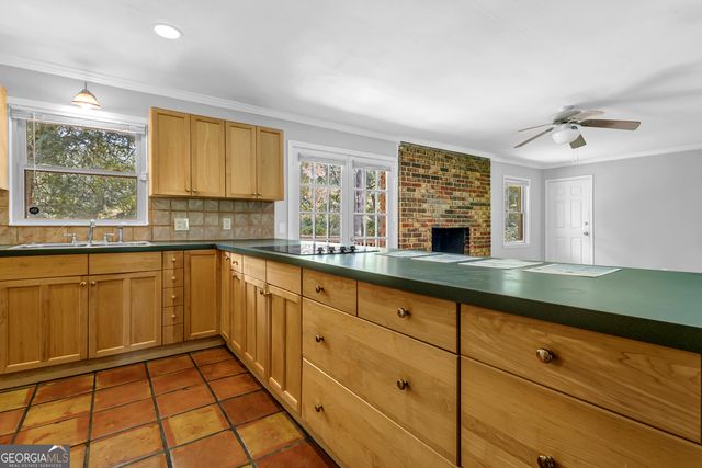 1344 Hill Drive SW, Conyers, GA 30094