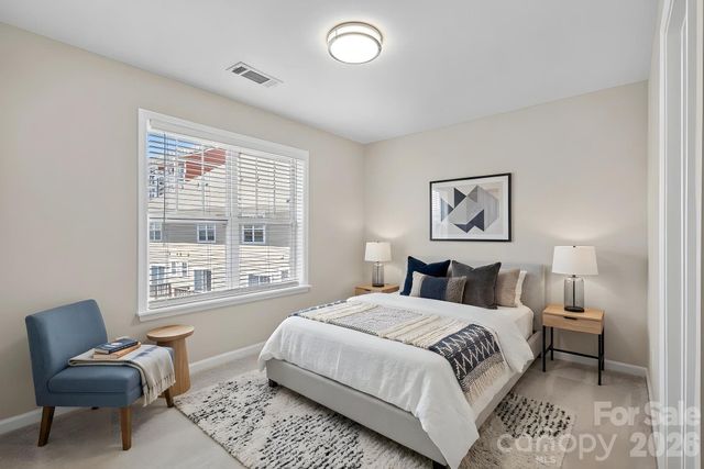 2632 Weddington Avenue, Charlotte, NC 28204