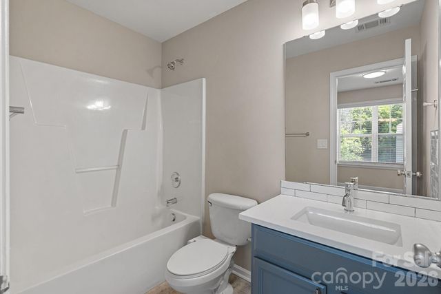 2632 Weddington Avenue, Charlotte, NC 28204
