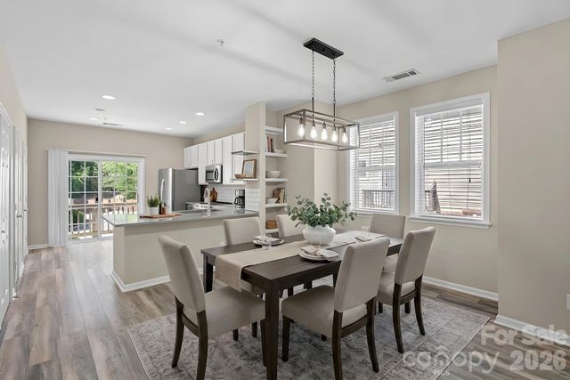 2632 Weddington Avenue, Charlotte, NC 28204