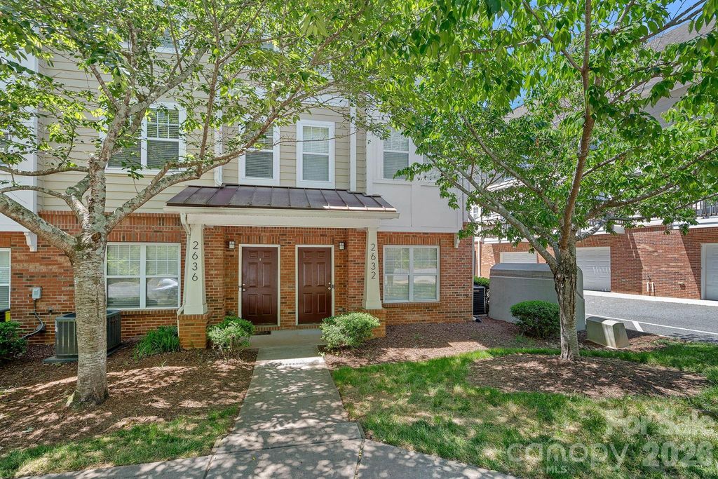2632 Weddington Avenue, Charlotte, NC 28204