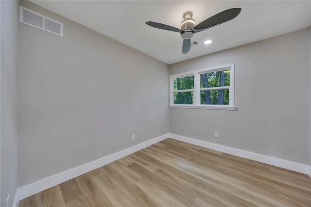 202 Oakcliff Court NW, Atlanta, GA 30331