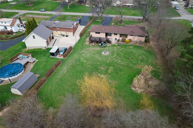 128 Shanahan Rd, Center Twp, PA 16001