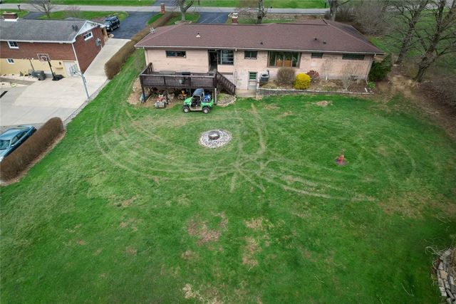 128 Shanahan Rd, Center Twp, PA 16001