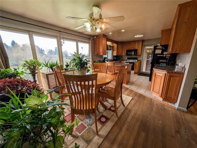 128 Shanahan Rd, Center Twp, PA 16001