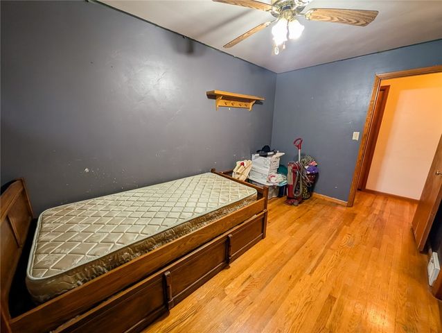 128 Shanahan Rd, Center Twp, PA 16001