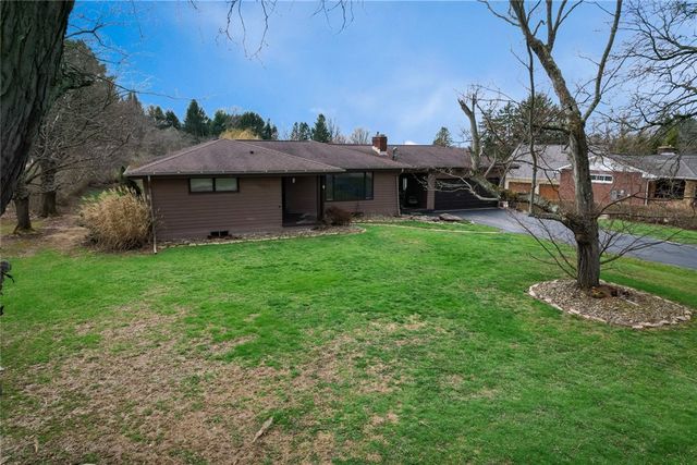 128 Shanahan Rd, Center Twp, PA 16001