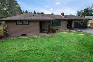 128 Shanahan Rd, Center Twp, PA 16001