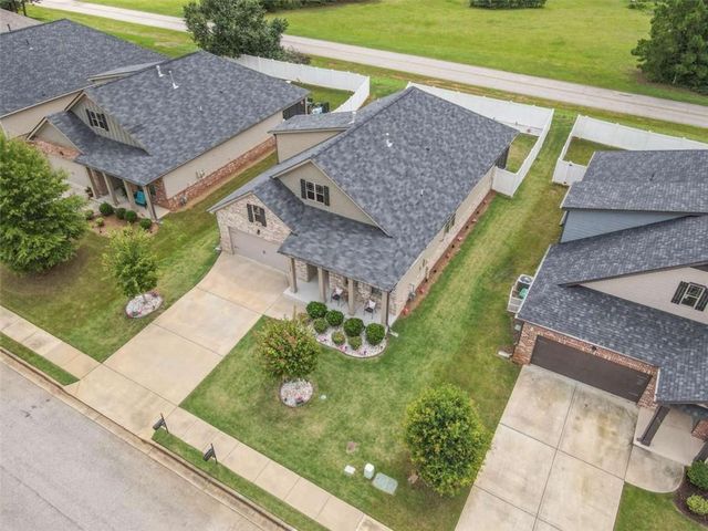 531 Carleton Place, Locust Grove, GA 30248