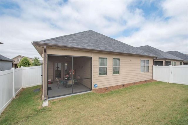 531 Carleton Place, Locust Grove, GA 30248