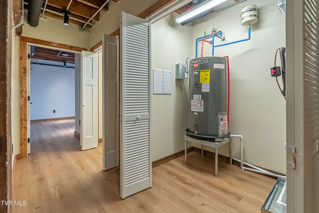 453 East Main Street 500, Kingsport, TN 37660