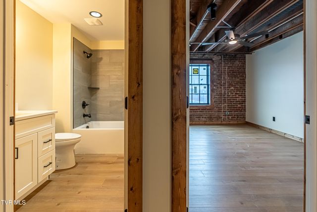 453 East Main Street 500, Kingsport, TN 37660