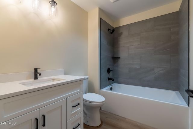 453 East Main Street 500, Kingsport, TN 37660