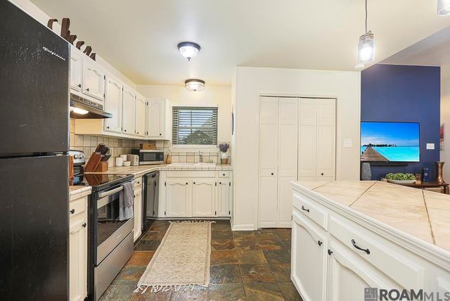 14319 Park Ave, Prairieville, LA 70769