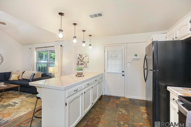 14319 Park Ave, Prairieville, LA 70769