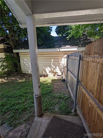 1 Bewley Parkway, Lockport City, NY 14094