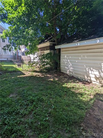 1 Bewley Parkway, Lockport City, NY 14094