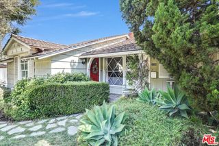 3830 Vineland Avenue, Studio City, CA 91604