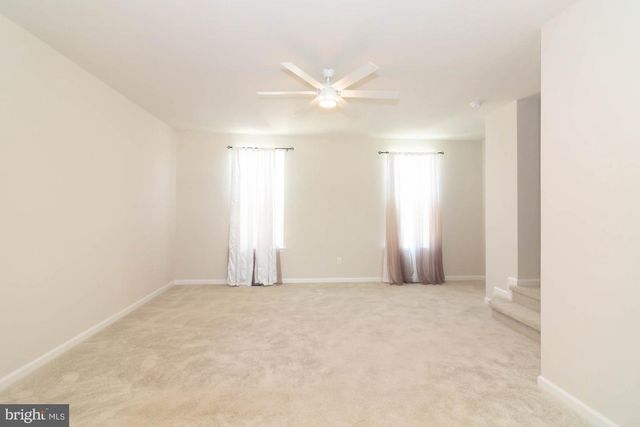 31 ROUNDSTONE RUN, Swedesboro, NJ 08085