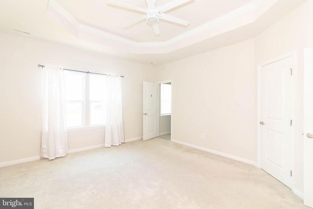 31 ROUNDSTONE RUN, Swedesboro, NJ 08085