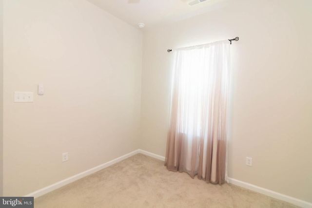 31 ROUNDSTONE RUN, Swedesboro, NJ 08085