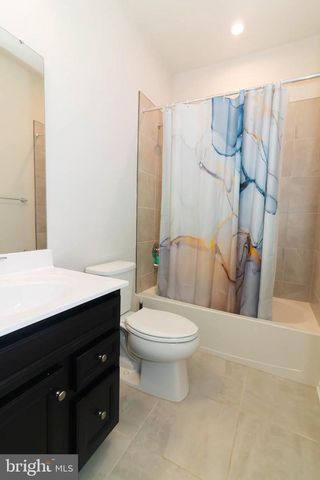 31 ROUNDSTONE RUN, Swedesboro, NJ 08085