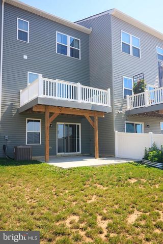 31 ROUNDSTONE RUN, Swedesboro, NJ 08085