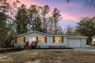 814 Wildwood Circle, Hampstead, NC 28443