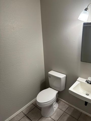 2033 S Forest Avenue Apt 6, Tempe, AZ 85282