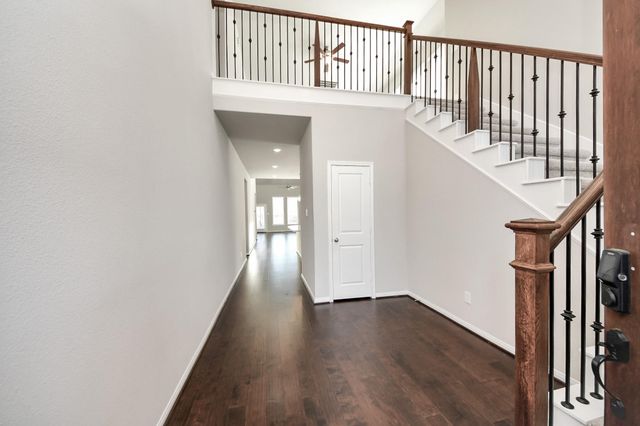 1930 Waters Branch Drive, Missouri City, TX 77459