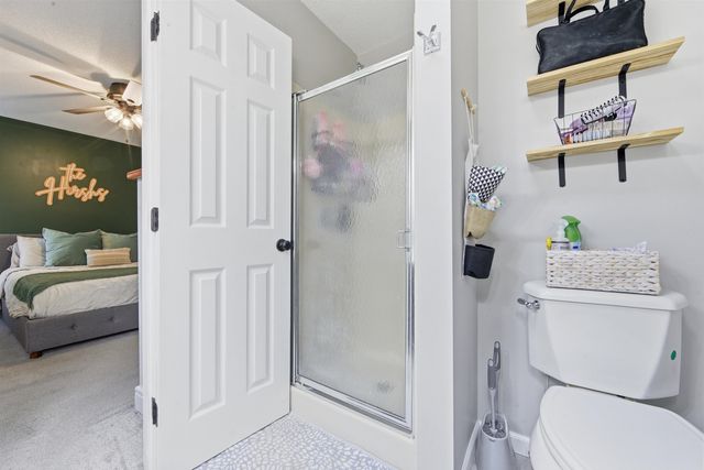 1515 N Pine Grove St, Wichita, KS 67212