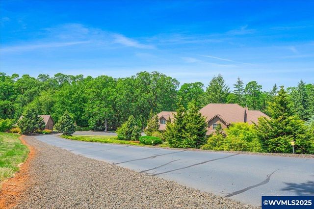2521 Concomly Rd S, Salem, OR 97306