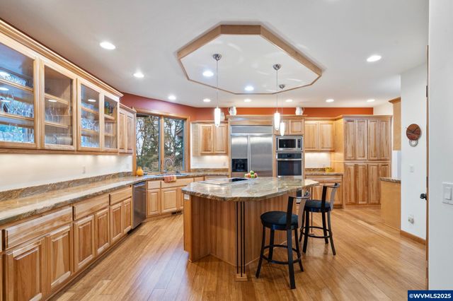 2521 Concomly Rd S, Salem, OR 97306