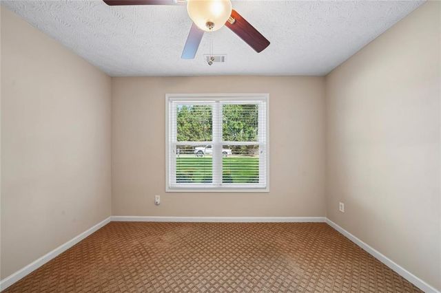 25 Summer Walk Circle, Covington, GA 30016