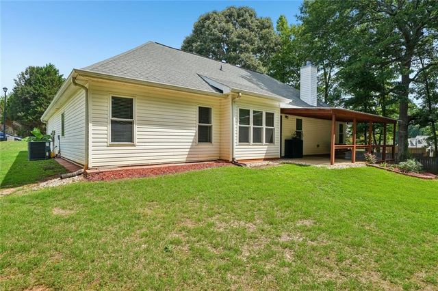 25 Summer Walk Circle, Covington, GA 30016