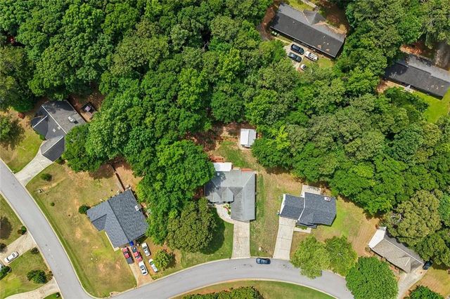 25 Summer Walk Circle, Covington, GA 30016