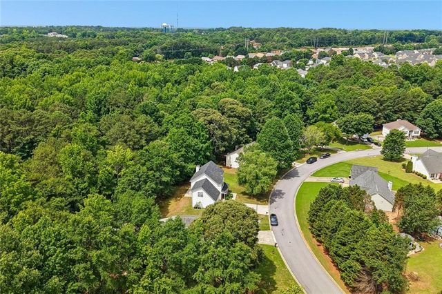 25 Summer Walk Circle, Covington, GA 30016