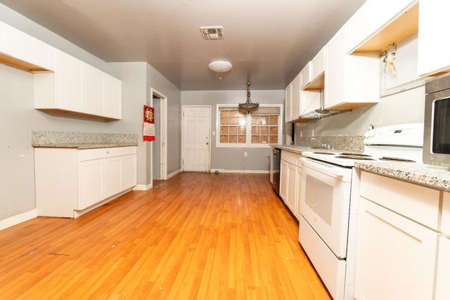 1039 Porter Ave, Stockton, CA 95207