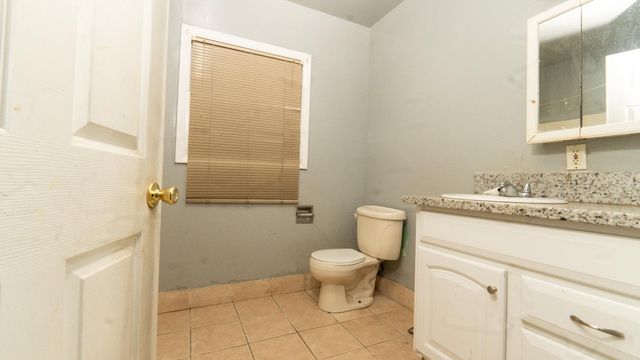 1039 Porter Ave, Stockton, CA 95207