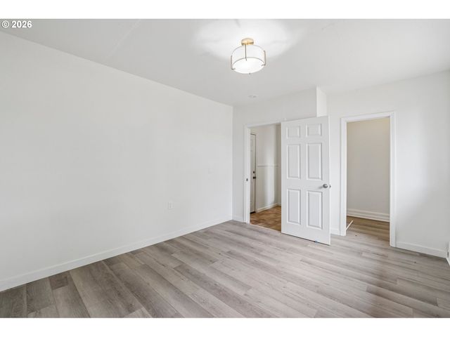 1759 Ne 24TH Ave, Hillsboro, OR 97124