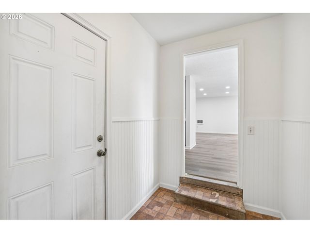 1759 Ne 24TH Ave, Hillsboro, OR 97124