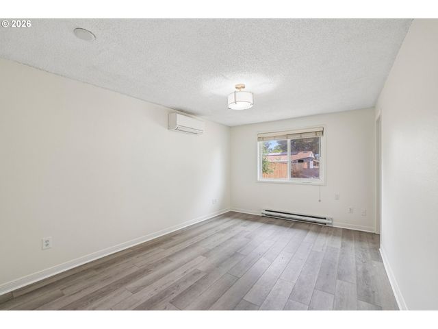 1759 Ne 24TH Ave, Hillsboro, OR 97124