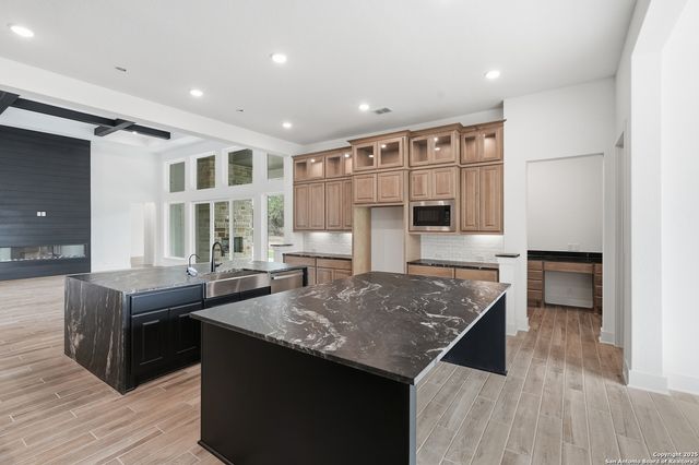 27914 Arrowsmith, Boerne, TX 78006