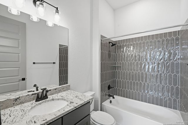 27914 Arrowsmith, Boerne, TX 78006