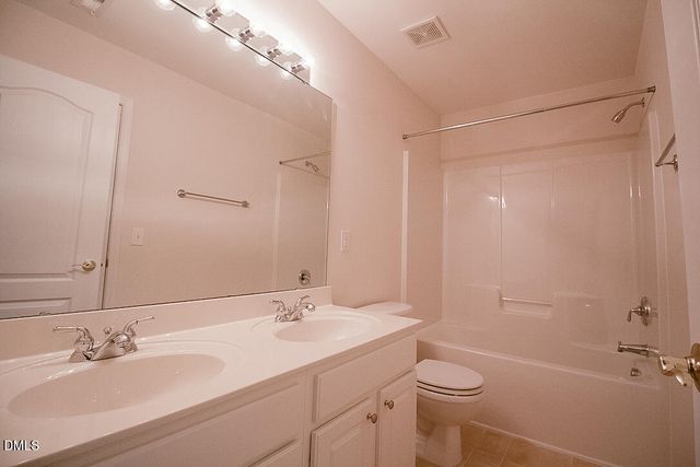 5335 Brandy Bay Lane, Raleigh, NC 27613