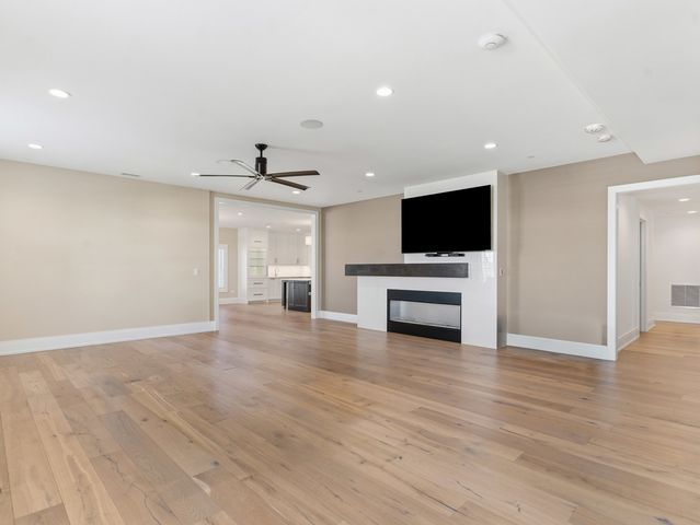 110 S Washington Street 400, Naperville, IL 60540