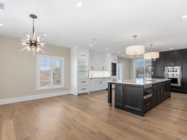 110 S Washington Street 400, Naperville, IL 60540